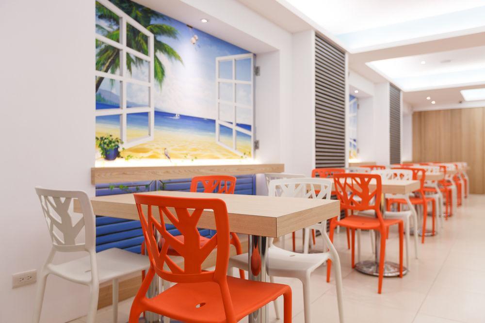 Wecan Hotel เกาสง ภายนอก รูปภาพ