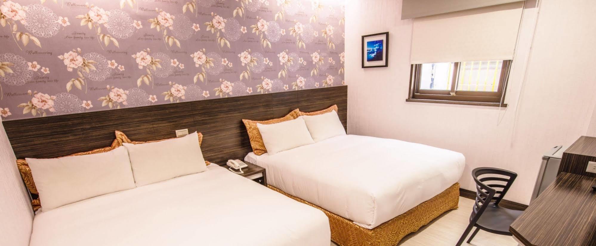 Wecan Hotel เกาสง ภายนอก รูปภาพ